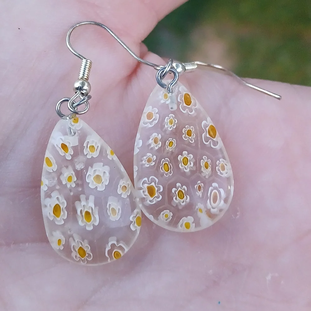 *Sale* New Pear Shape Yellow Millefiori Glass Earrings. - Picture 5 of 10